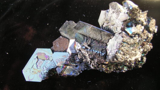 Silicon Carbide Crystals for Display - Niagara Falls, NY - For Sale